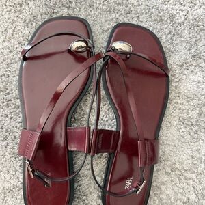 Zara Burgundy Patent Toe-Loop Sandals with Silver Accent